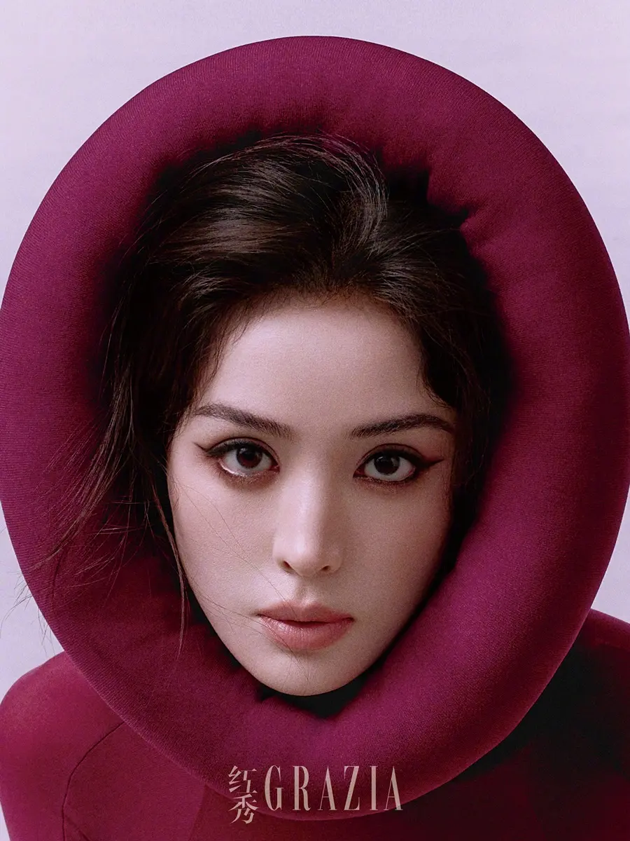 Nazha @ GRAZIA China September 2025