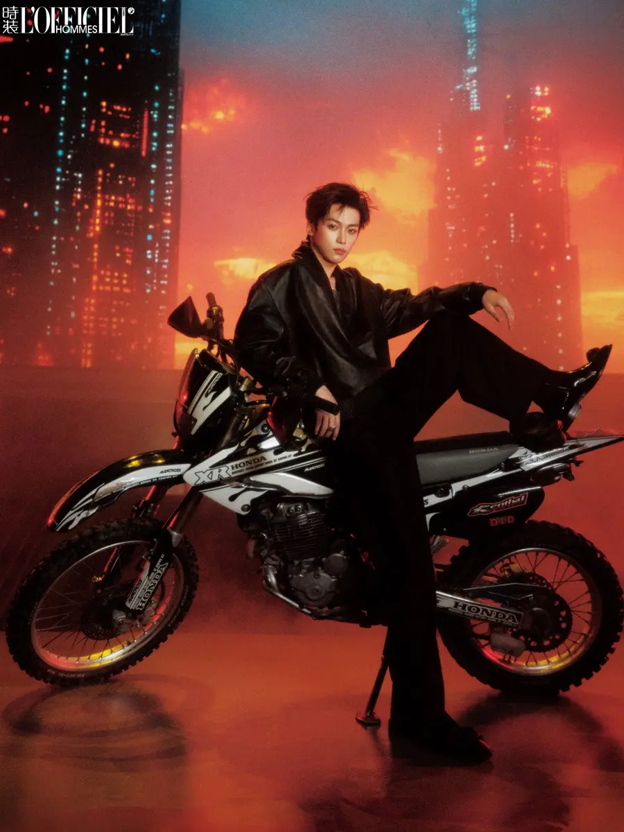 Ziyu @ L’OFFICIEL HOMMES China September 2025