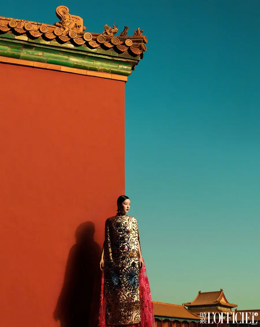 Du juan @ L’OFFICIEL China October 2025