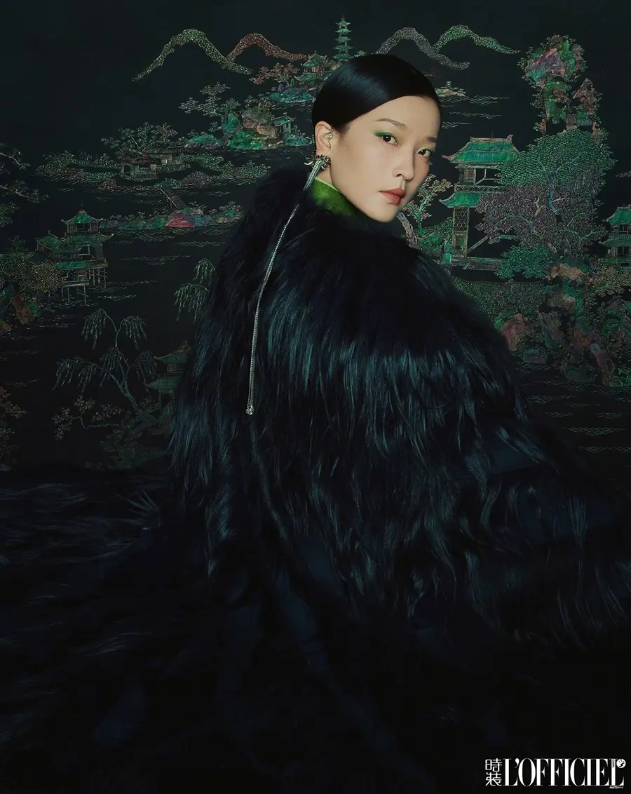 Du juan @ L’OFFICIEL China October 2025