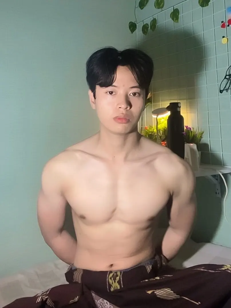 ถอดโชว์เรือนร่าง 2953