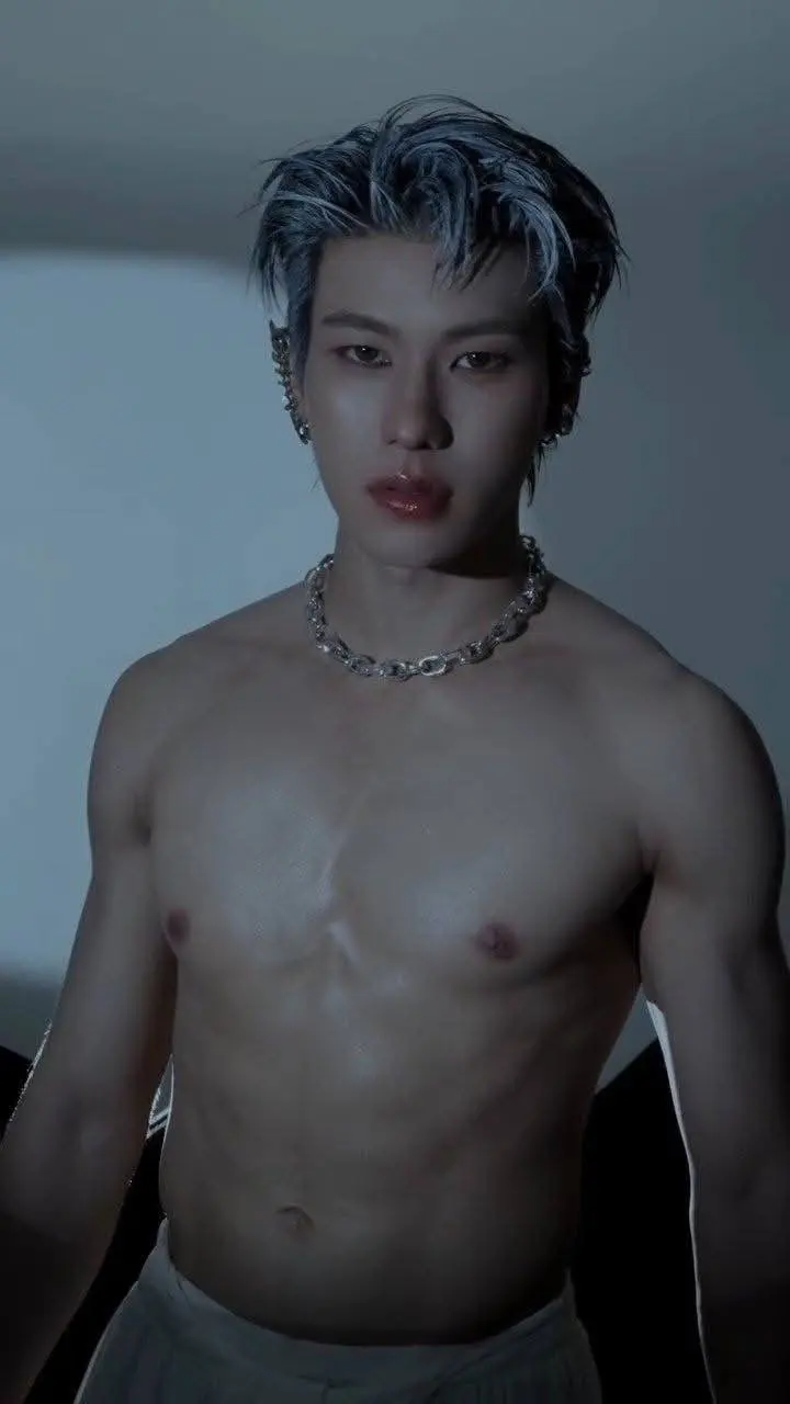 ถอดโชว์เรือนร่าง 2954