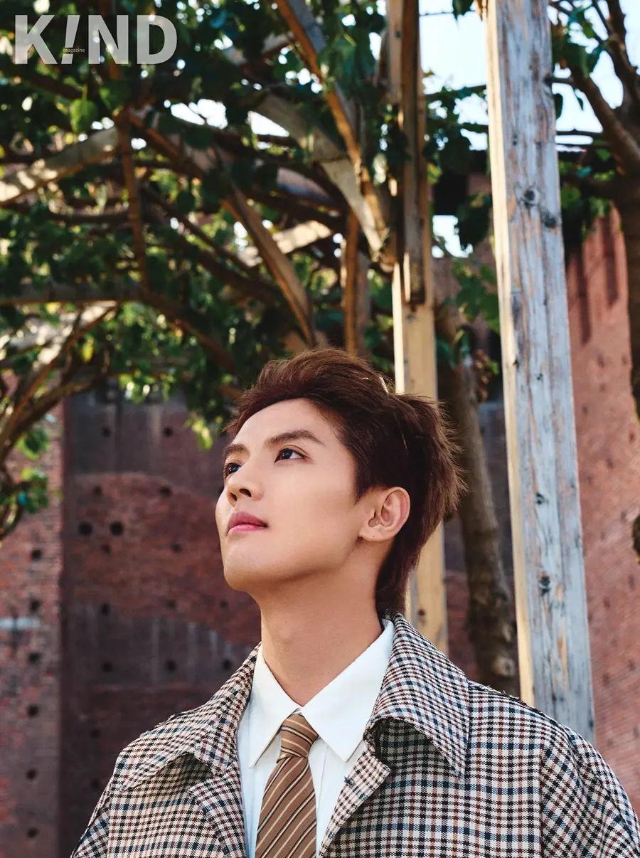 Zhou Junwei @ K!ND Chic China Autumn 2025