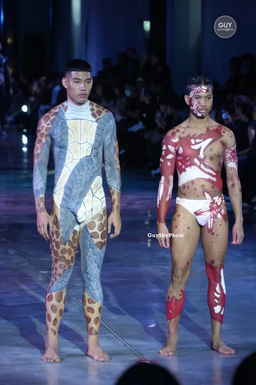 เพ้นท์ร่างชายหล่อ