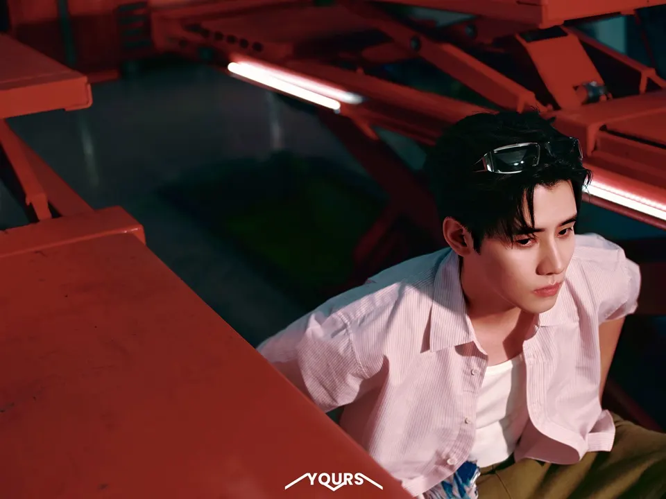 Ren Hao @ YOURS MOMENT China October 2025