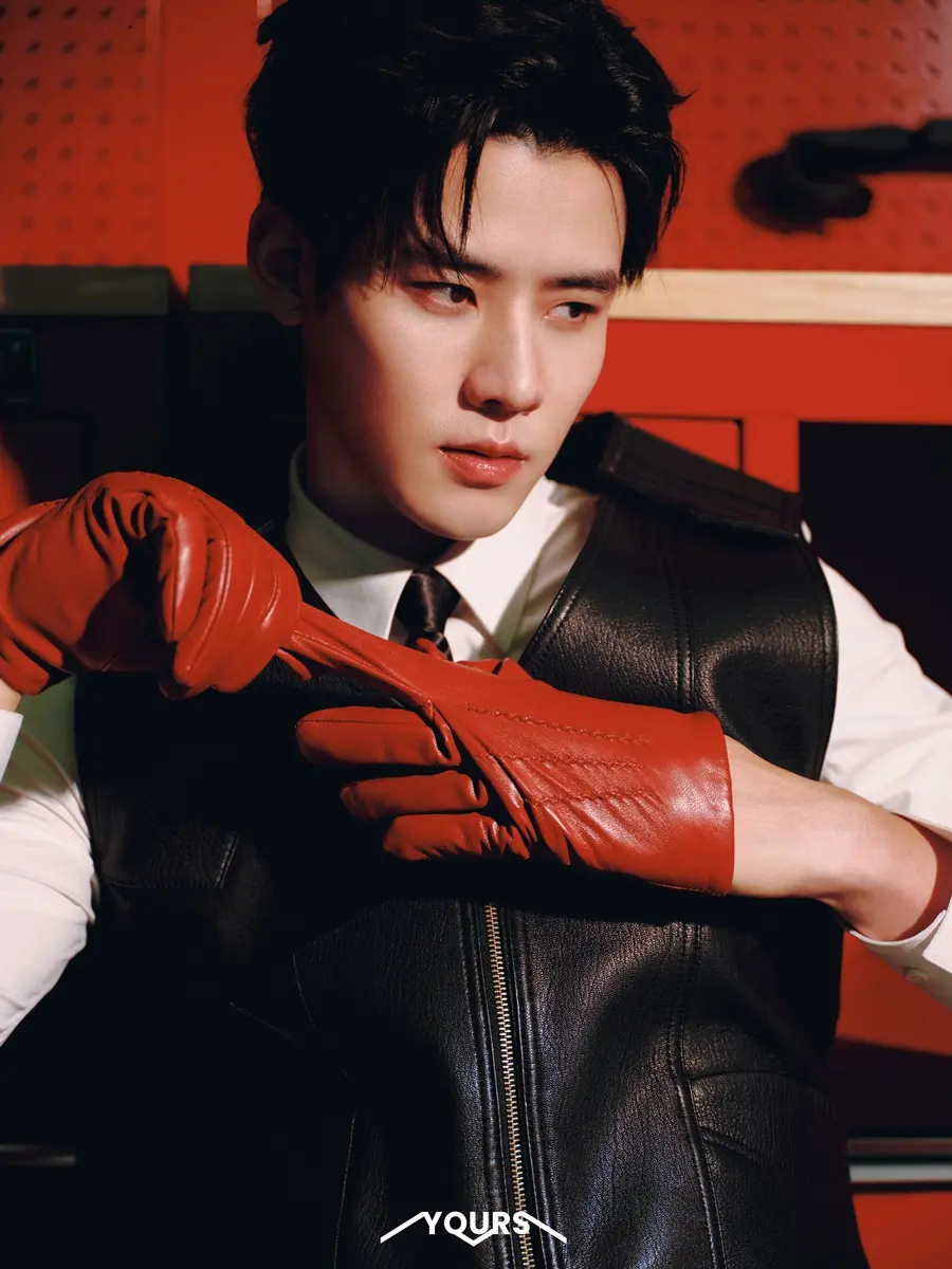 Ren Hao @ YOURS MOMENT China October 2025