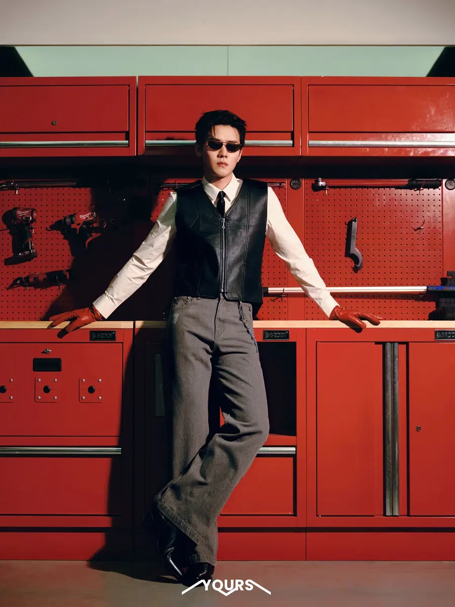 Ren Hao @ YOURS MOMENT China October 2025