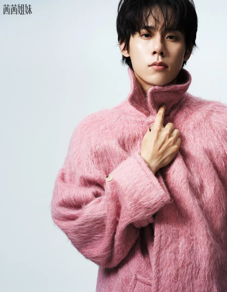 Zhou Qi @ CéCi China October 2025