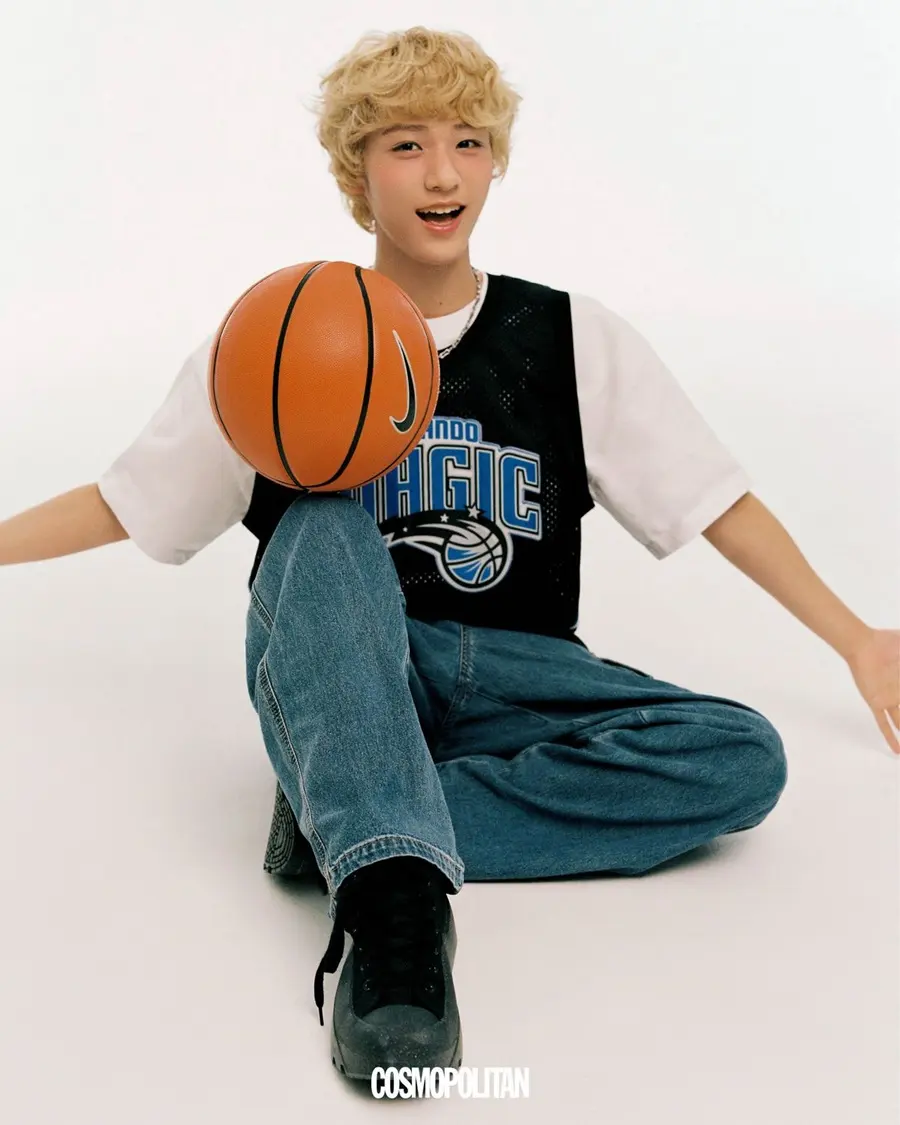 AHOF @ COSMOPOLITAN Korea October 2025