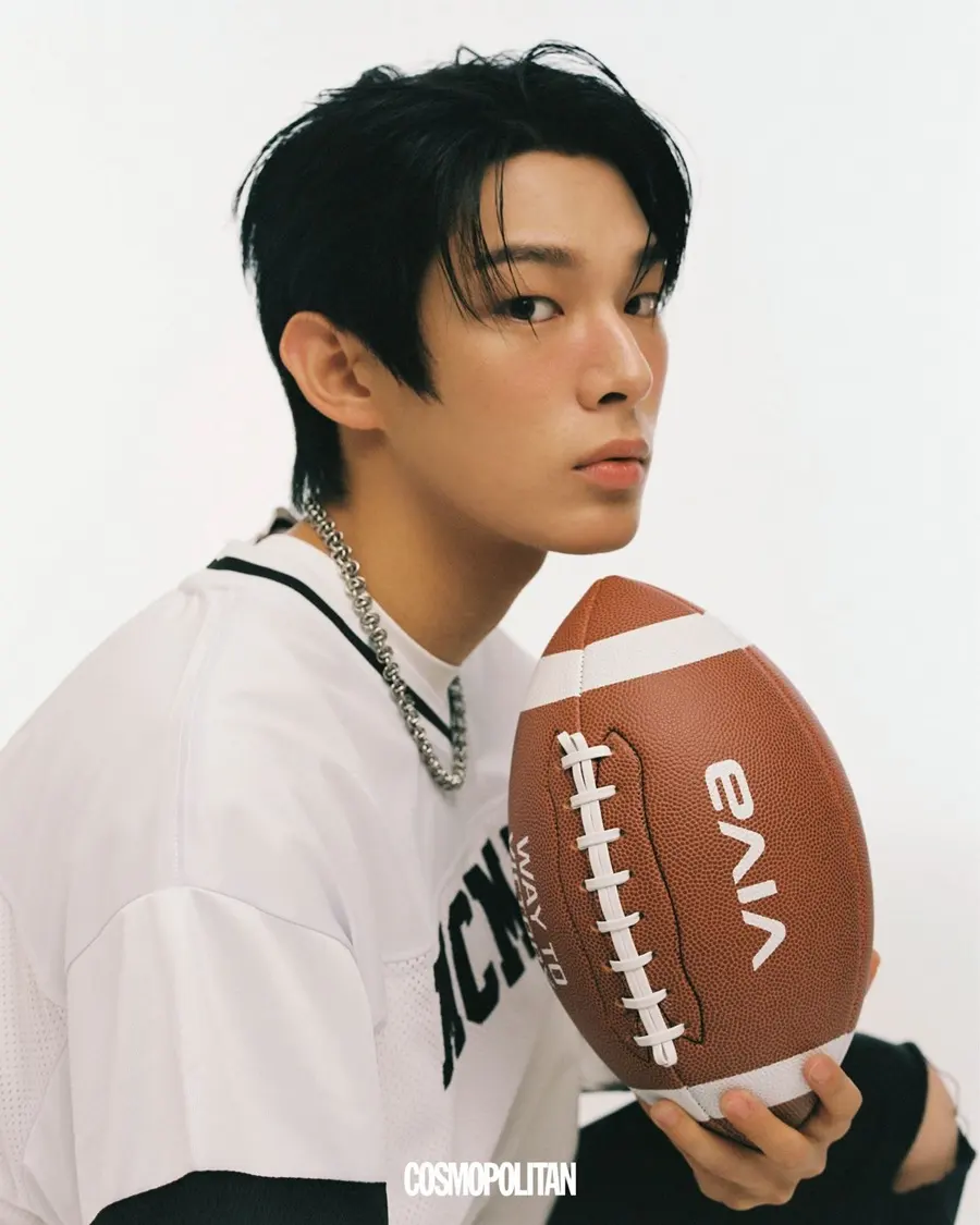 AHOF @ COSMOPOLITAN Korea October 2025