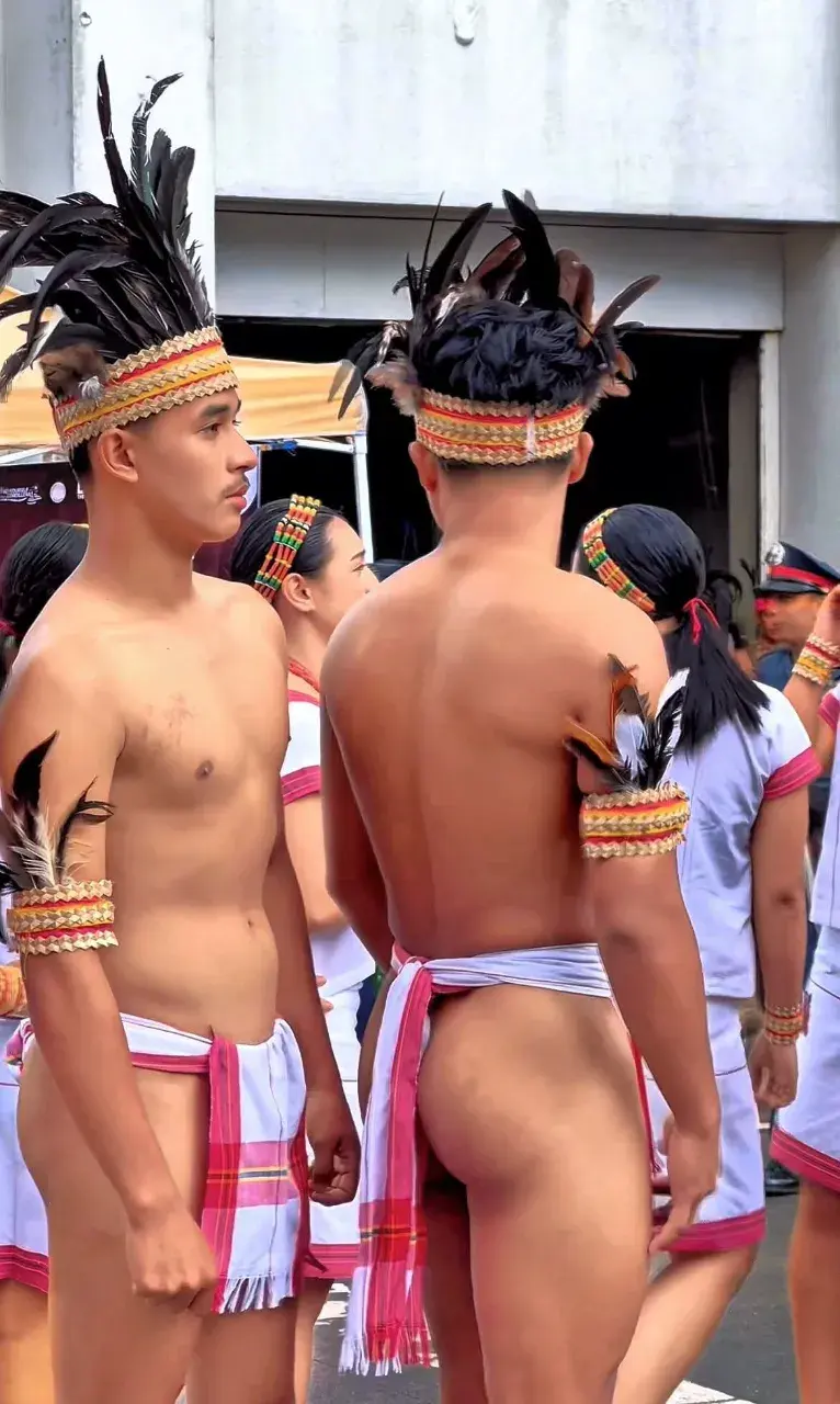 หนุ่ม..อิฟูเกา