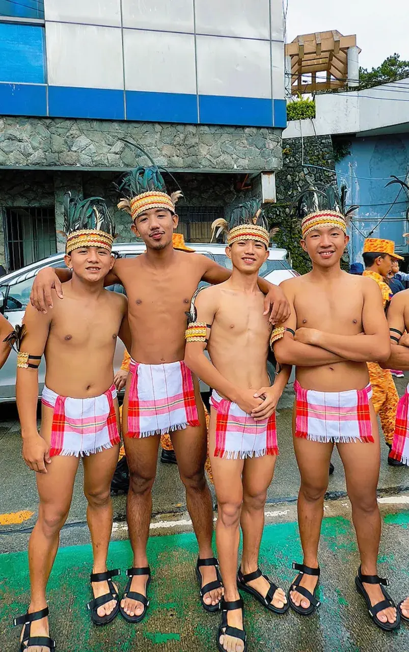 หนุ่ม..อิฟูเกา