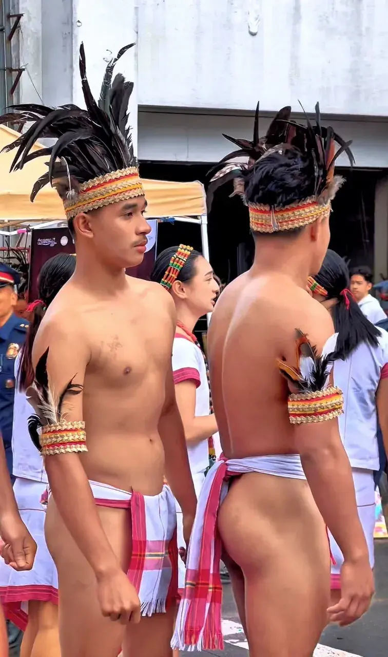 หนุ่ม..อิฟูเกา