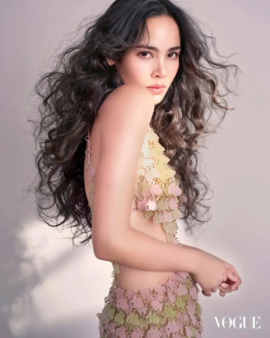 ญาญ่า-อุรัสยา, จูเน่-เพลินพิชญา & น้ำตาล-ทิพนารี @ VOGUE Thailand October 2025