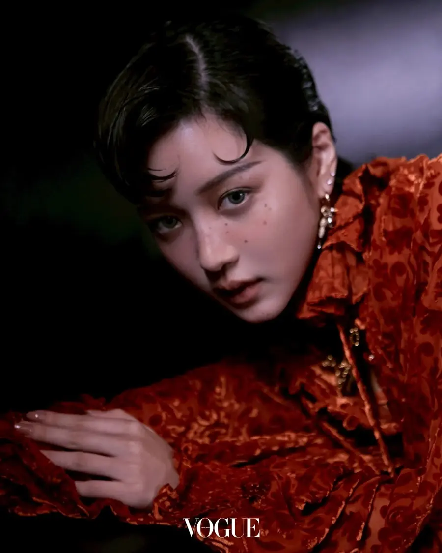 ญาญ่า-อุรัสยา, จูเน่-เพลินพิชญา & น้ำตาล-ทิพนารี @ VOGUE Thailand October 2025