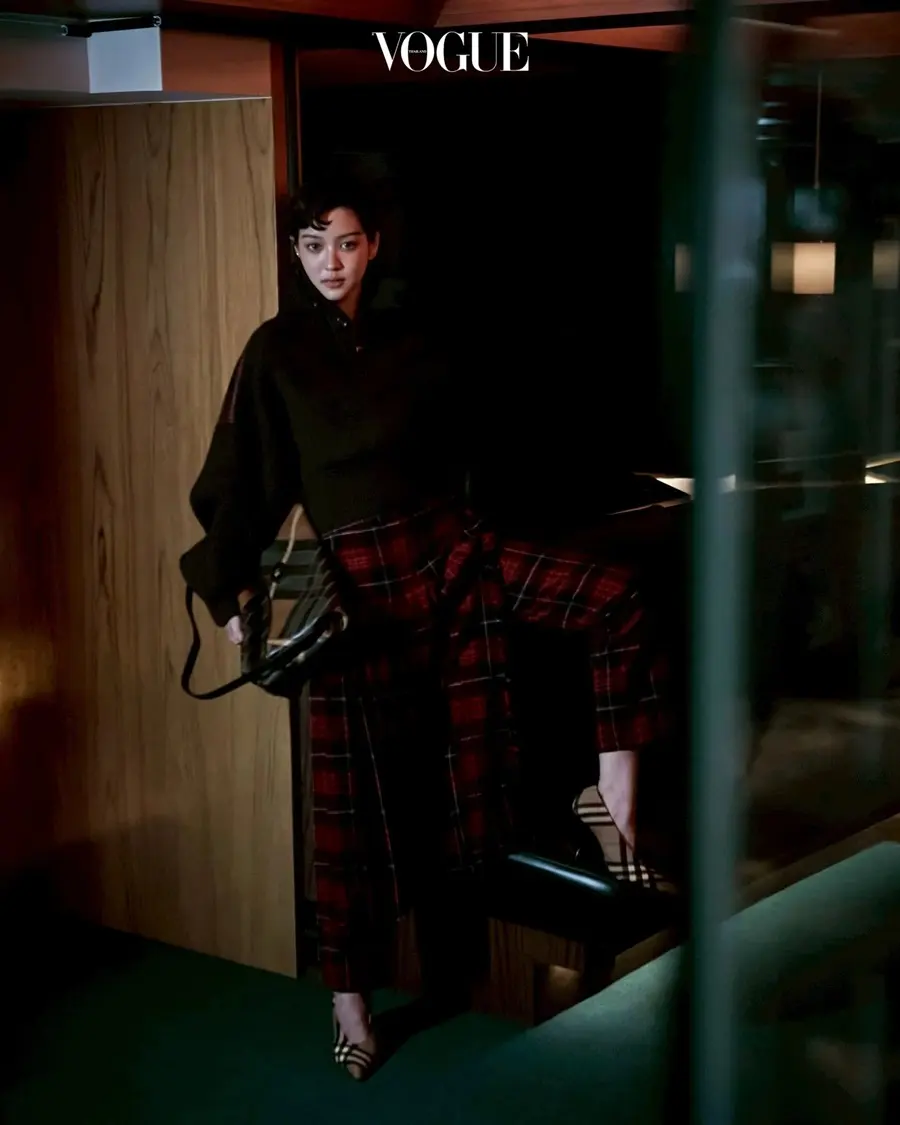 ญาญ่า-อุรัสยา, จูเน่-เพลินพิชญา & น้ำตาล-ทิพนารี @ VOGUE Thailand October 2025