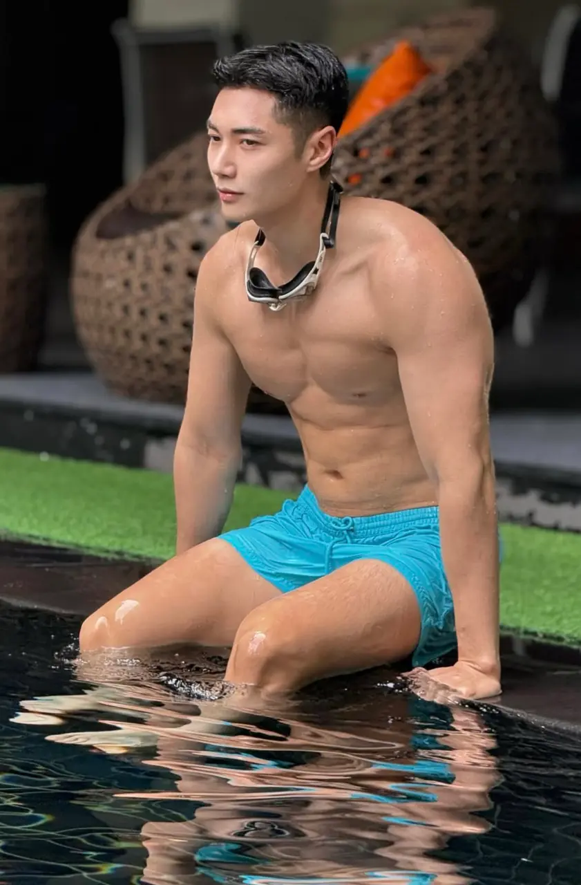 ถอดโชว์เรือนร่าง 2955