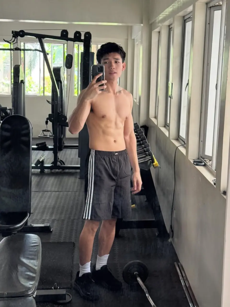 ถอดโชว์เรือนร่าง 2956