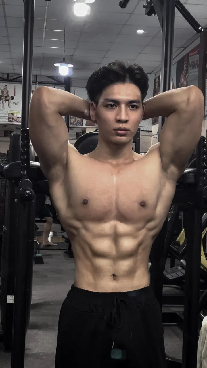 ถอดโชว์เรือนร่าง 2957