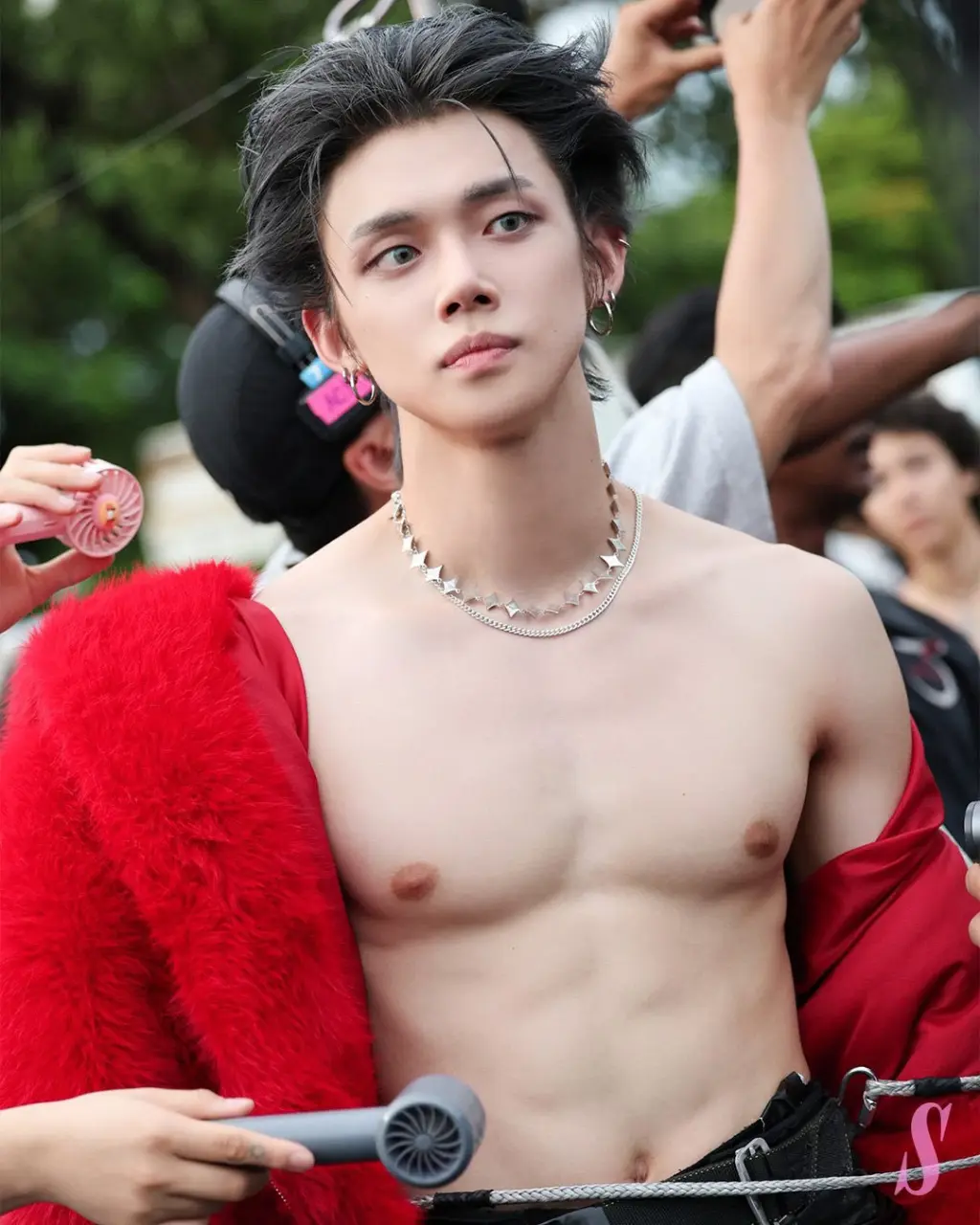 ถอดโชว์เรือนร่าง 2957