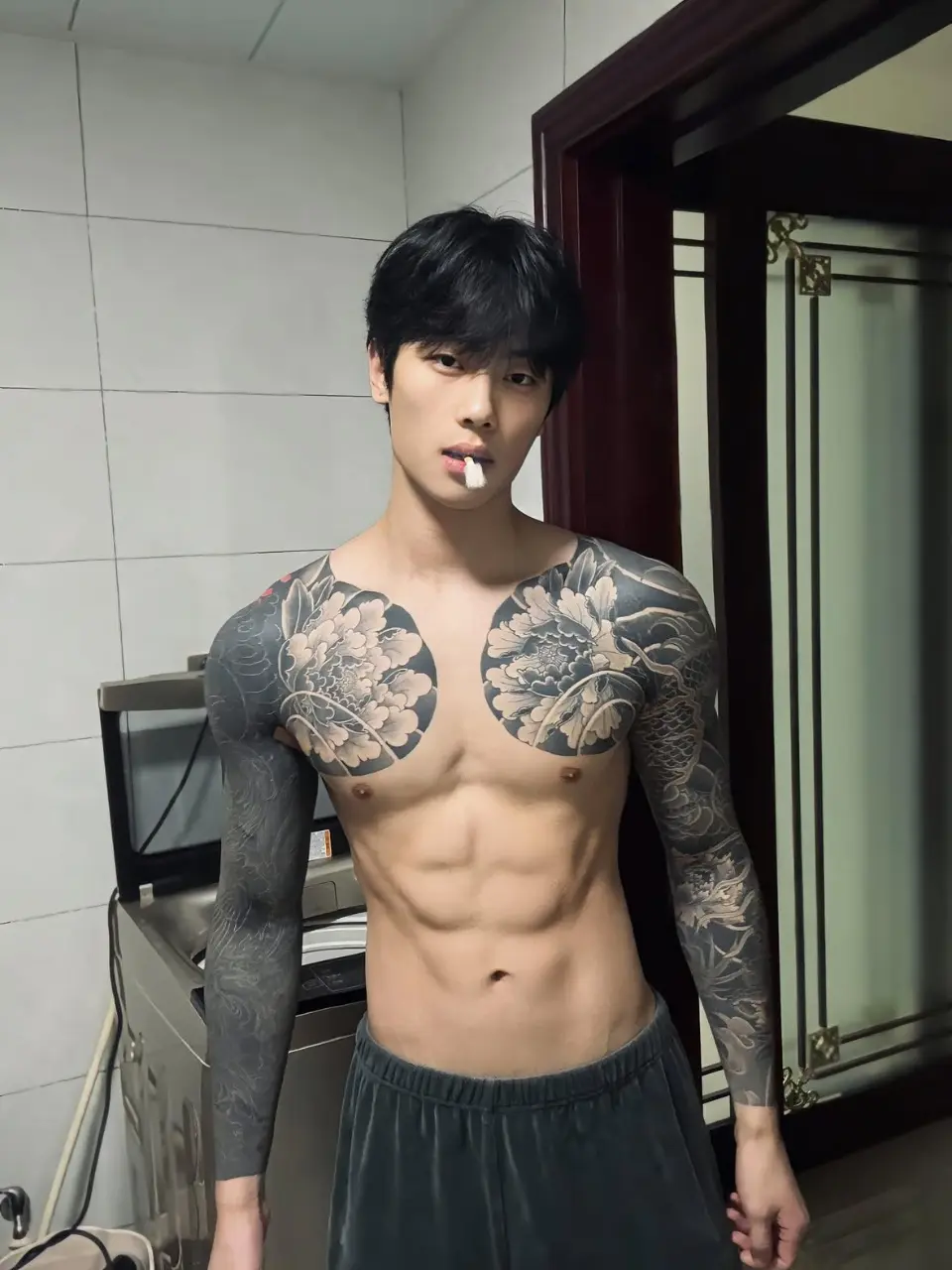 ถอดโชว์เรือนร่าง 2959