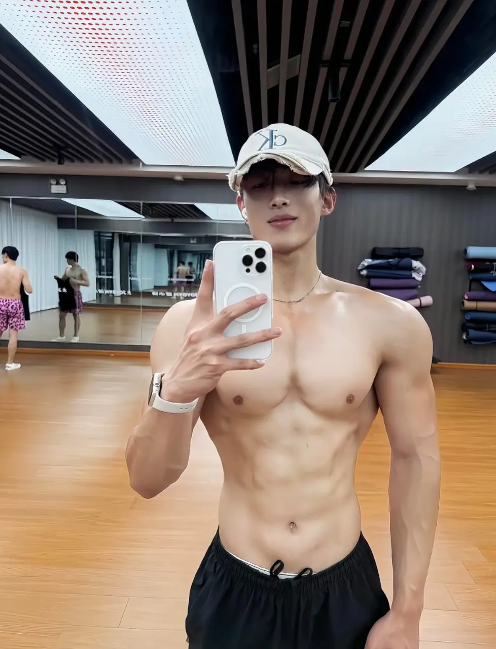 ถอดโชว์เรือนร่าง 2959