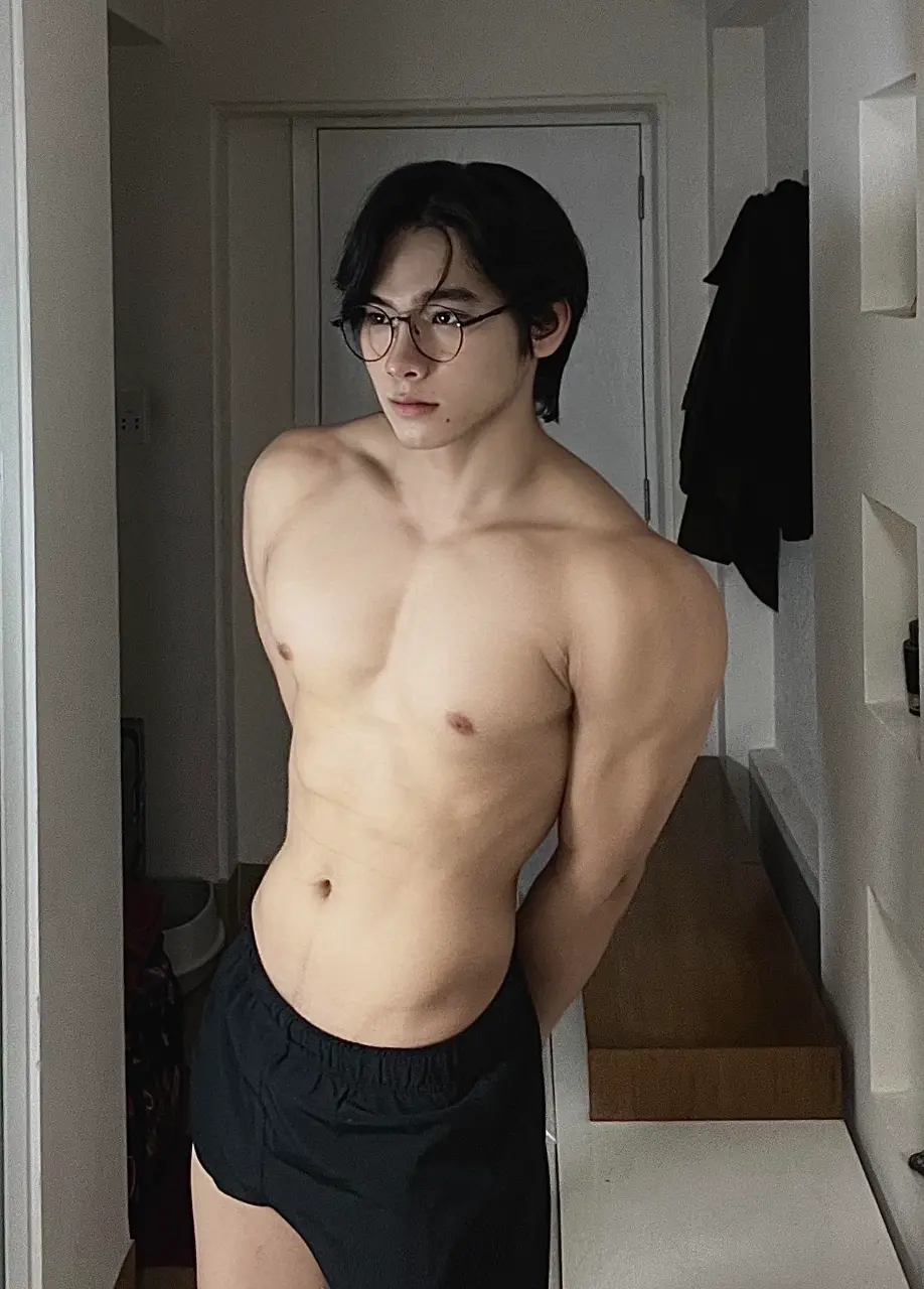 眼鏡男子〜Cool boys with glasses : Dũng Trần