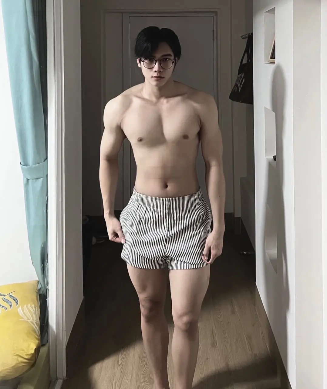 眼鏡男子〜Cool boys with glasses : Dũng Trần