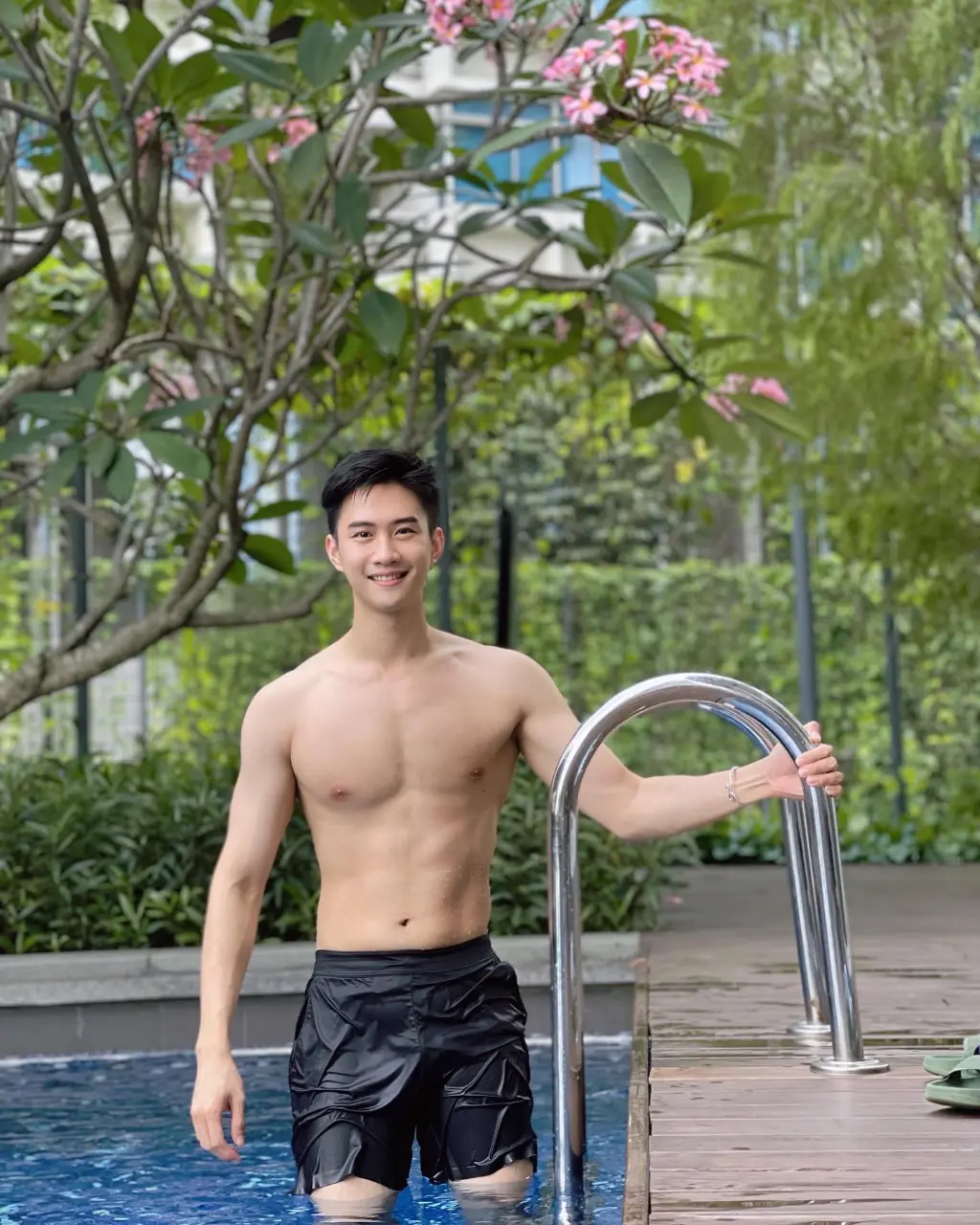 Model and Influencer : Johnson Lau