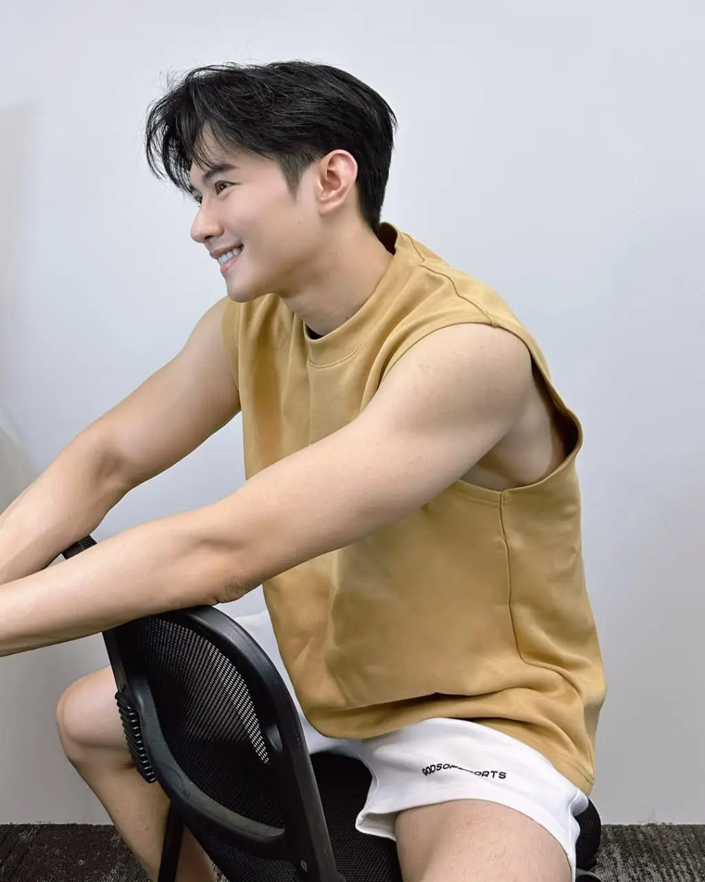 Model and Influencer : Johnson Lau