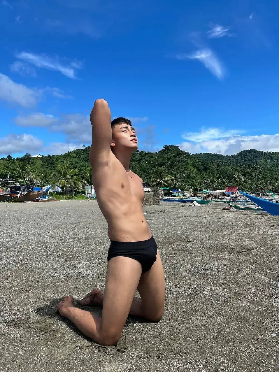 สุข..วันละนิด