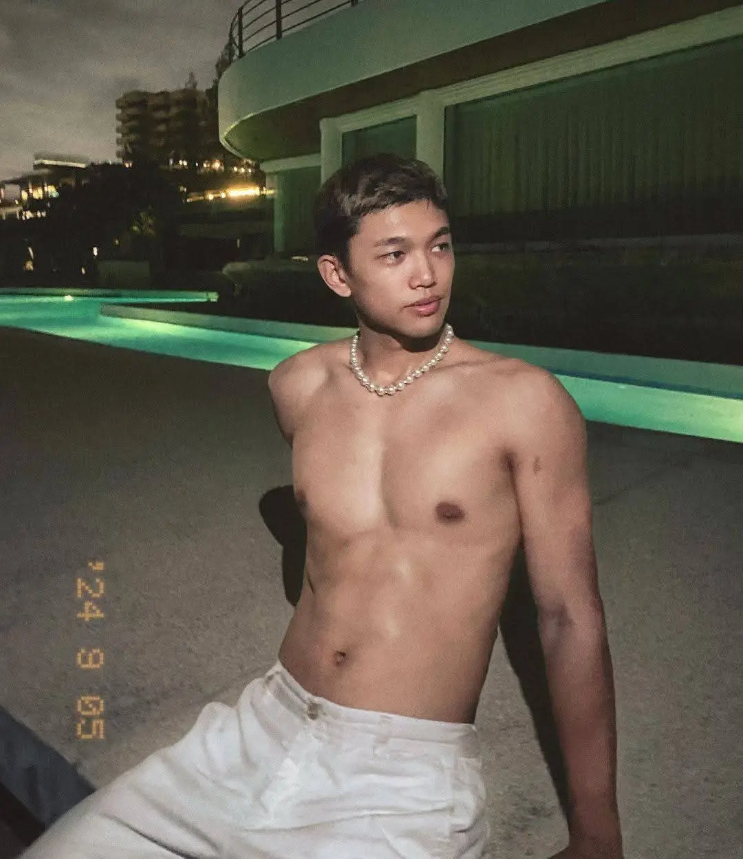 สุข..วันละนิด