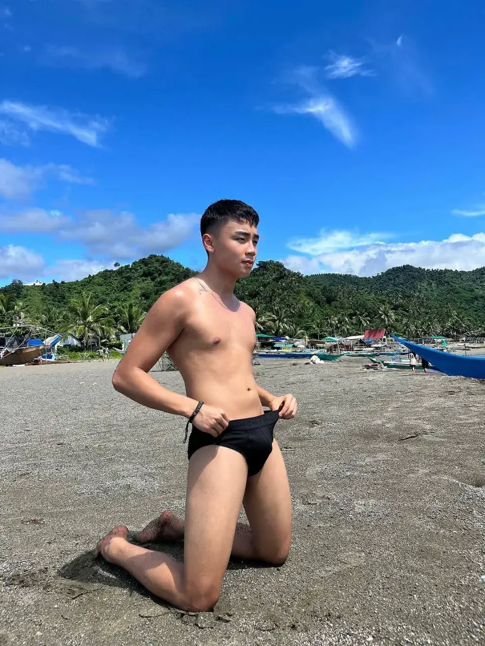 สุข..วันละนิด