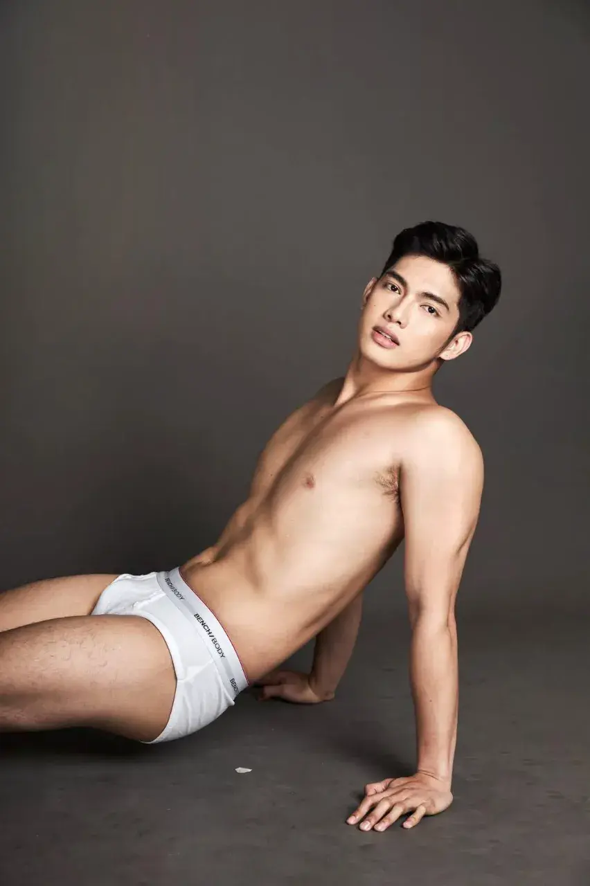 สุขวันละนิด