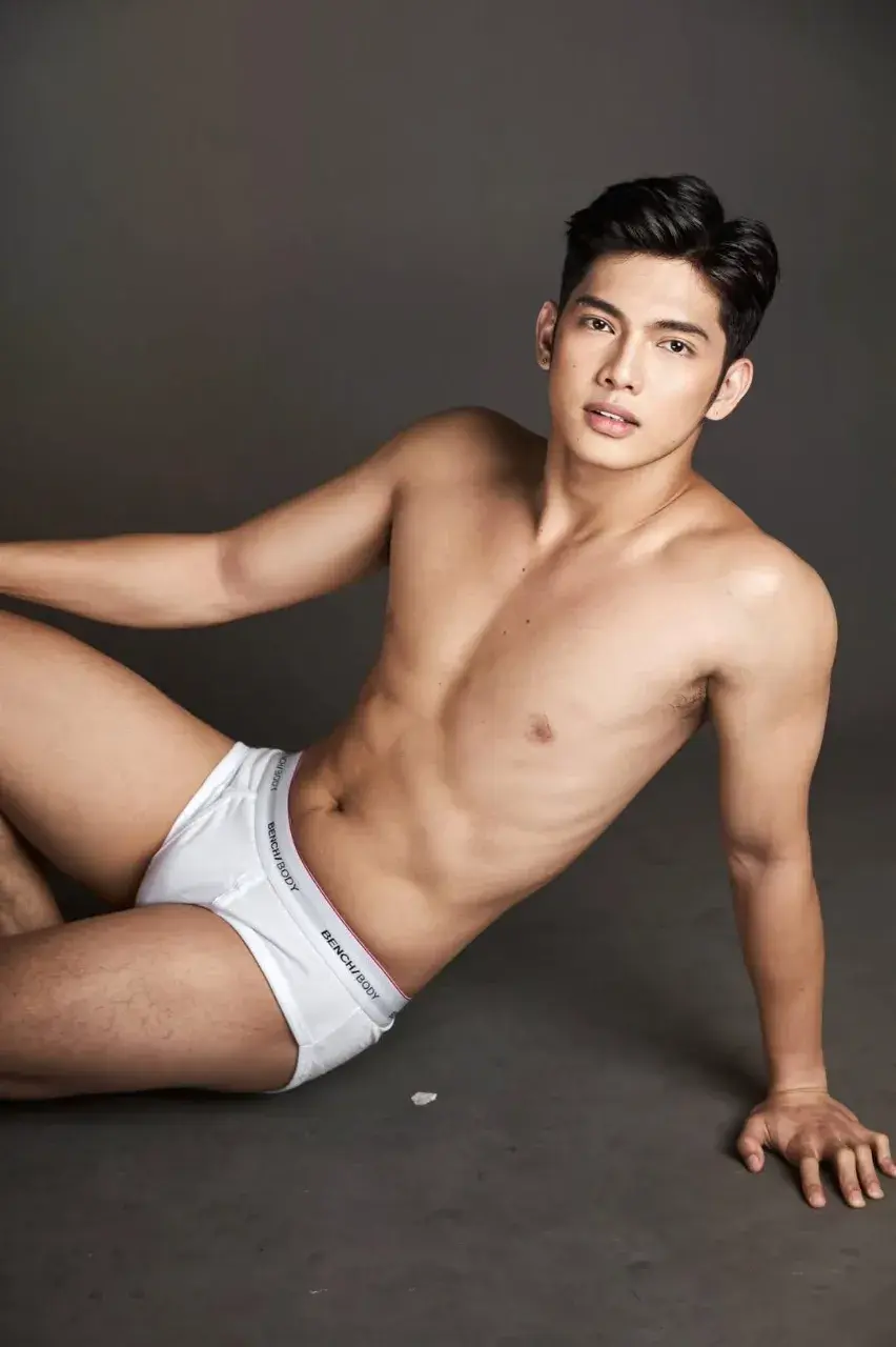 สุขวันละนิด