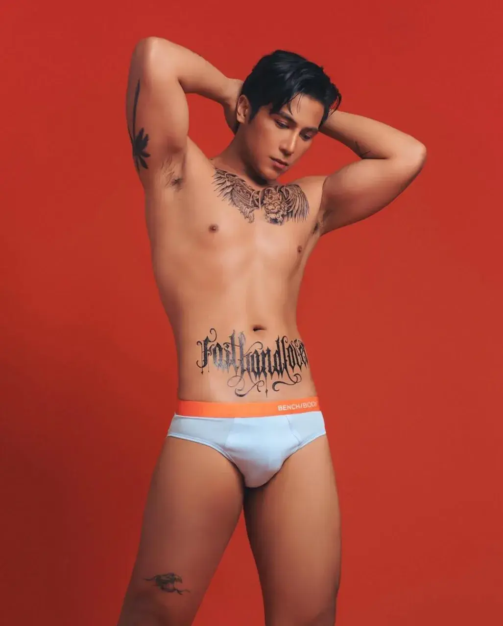 สุขวันละนิด