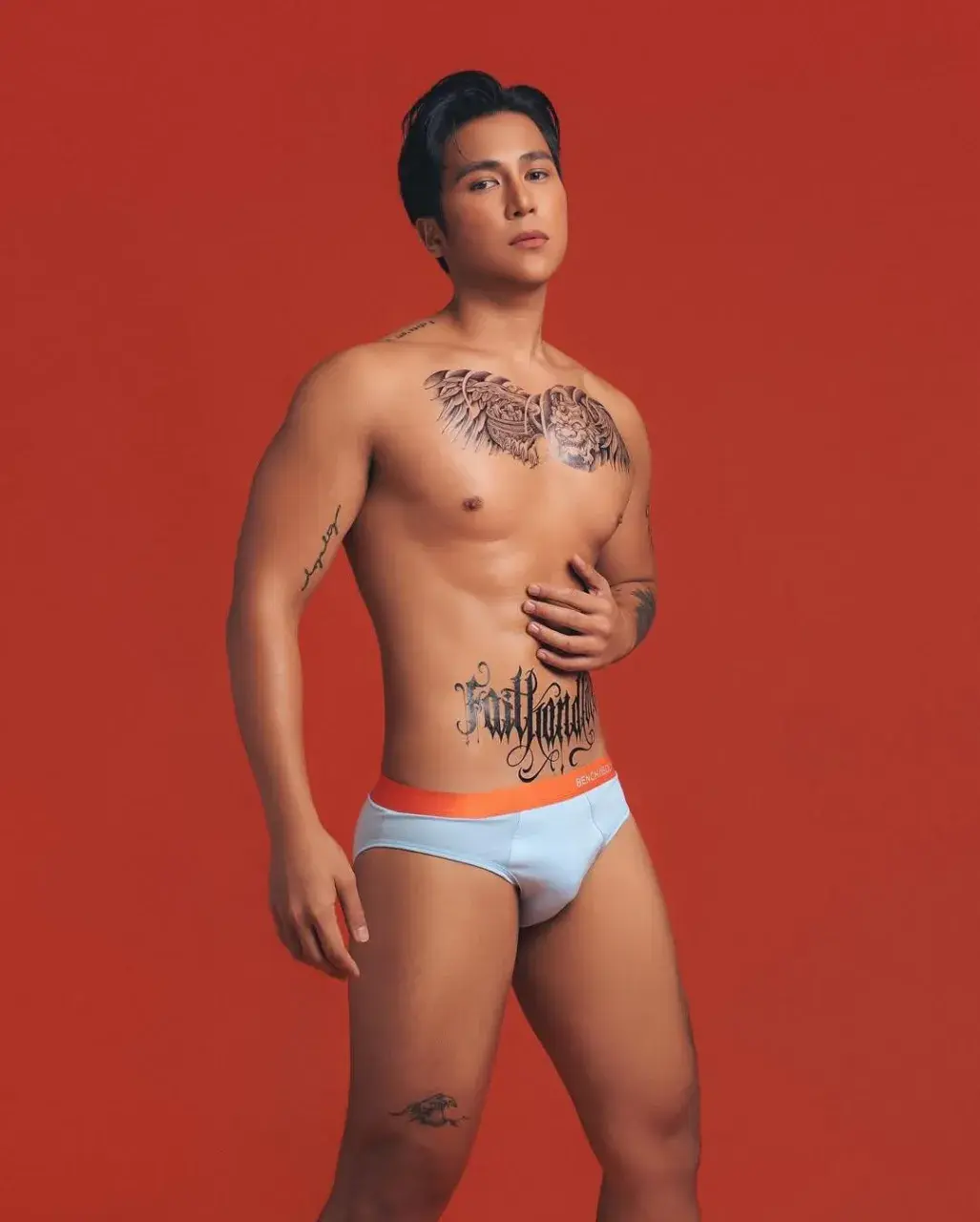 สุขวันละนิด