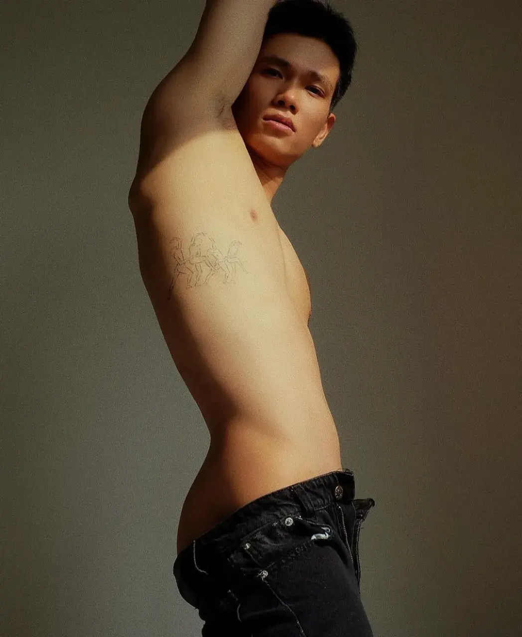 สุขวันละนิด