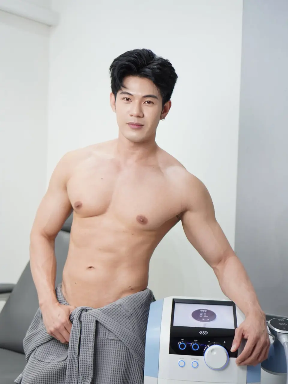 Picked up from Asian Boys Heaven : Tawanchat Suanthong