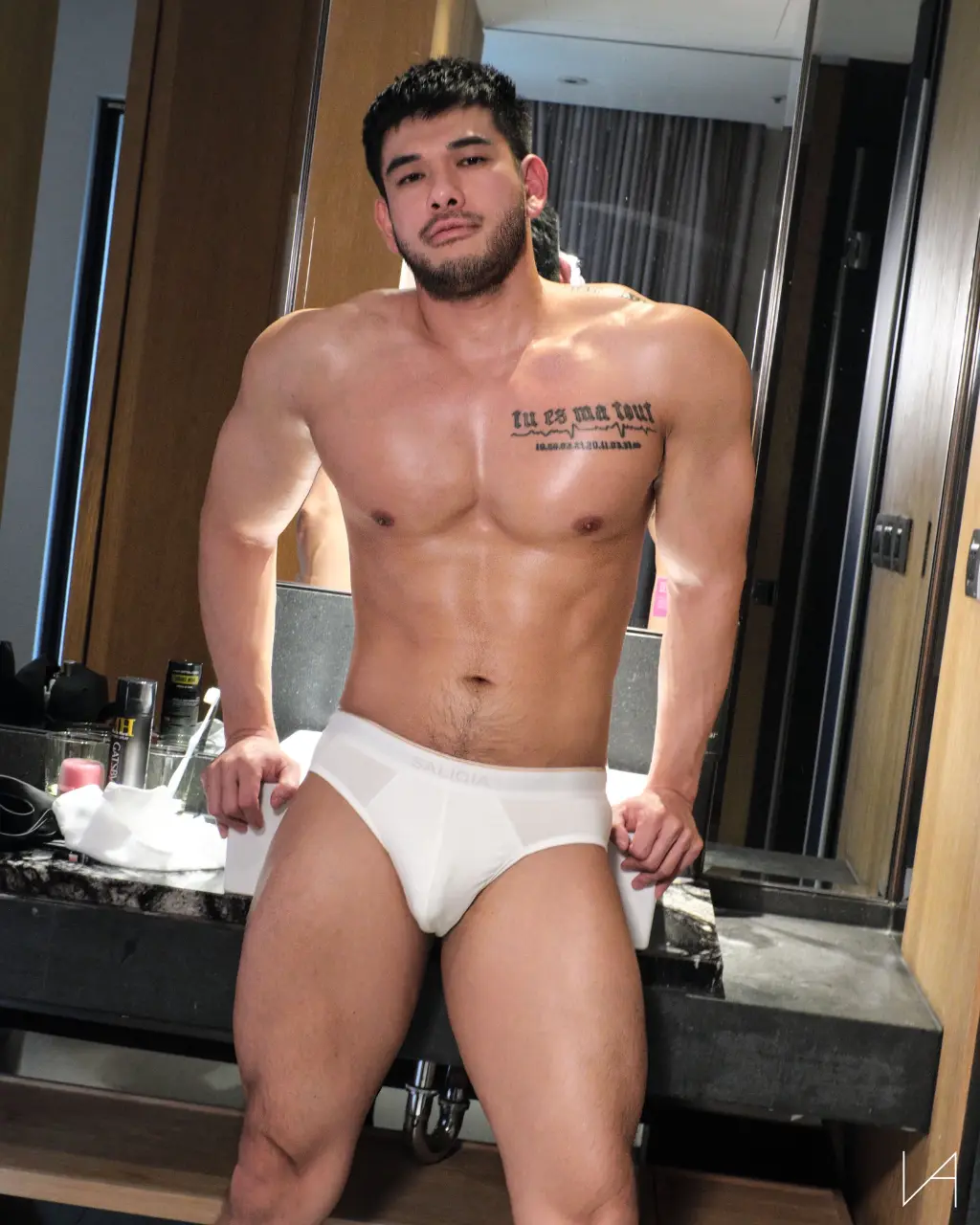 Cool guy : 🆁🅸🅲🅺