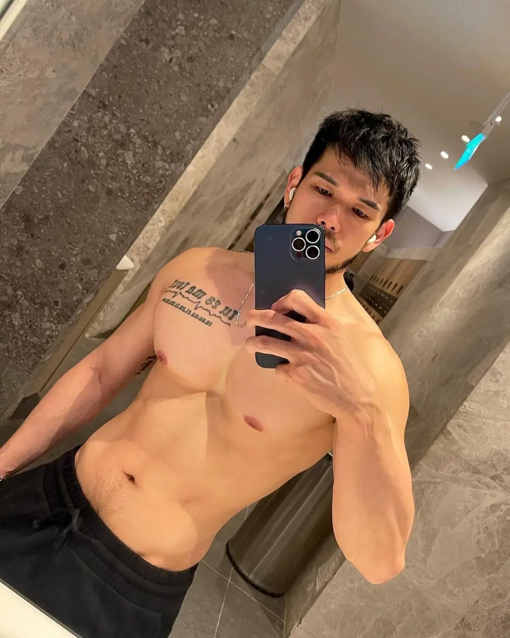 Cool guy : 🆁🅸🅲🅺