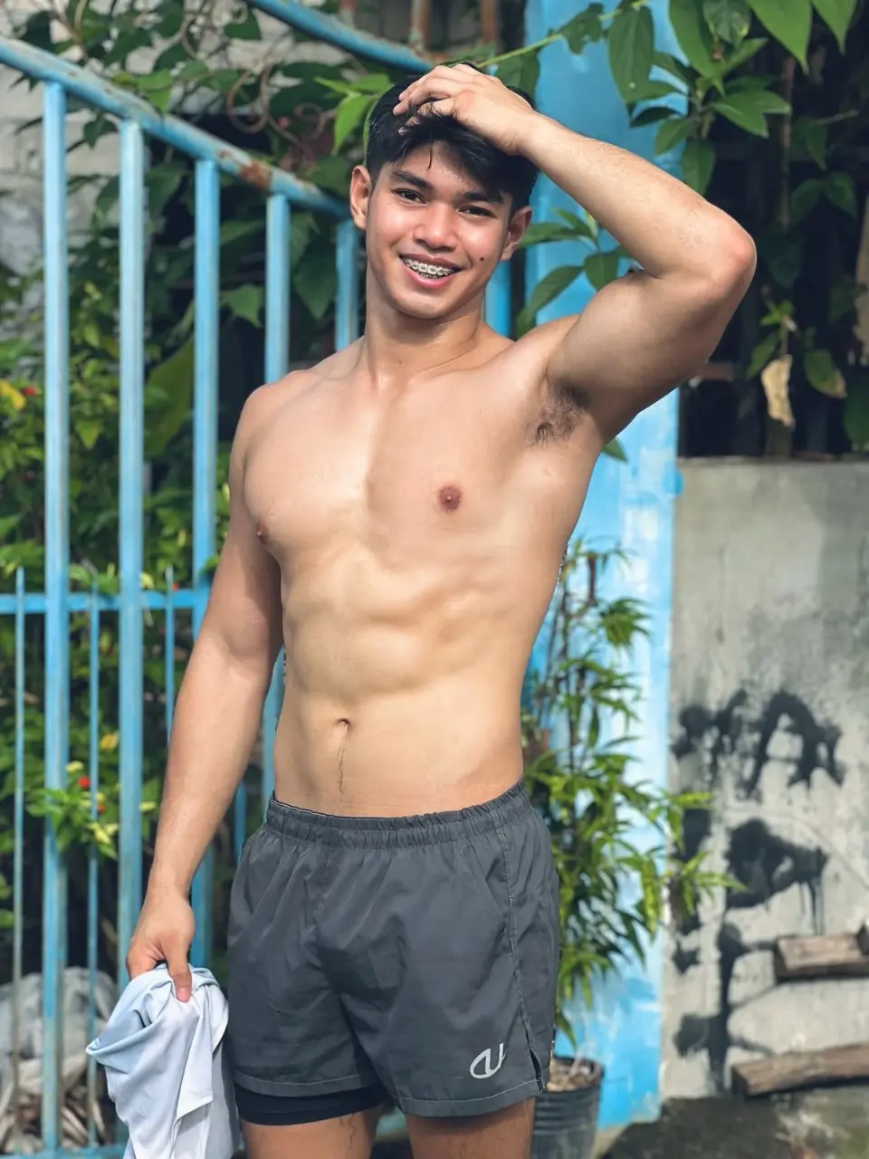 รูปหล่อเร้าอารมณ์ . 10