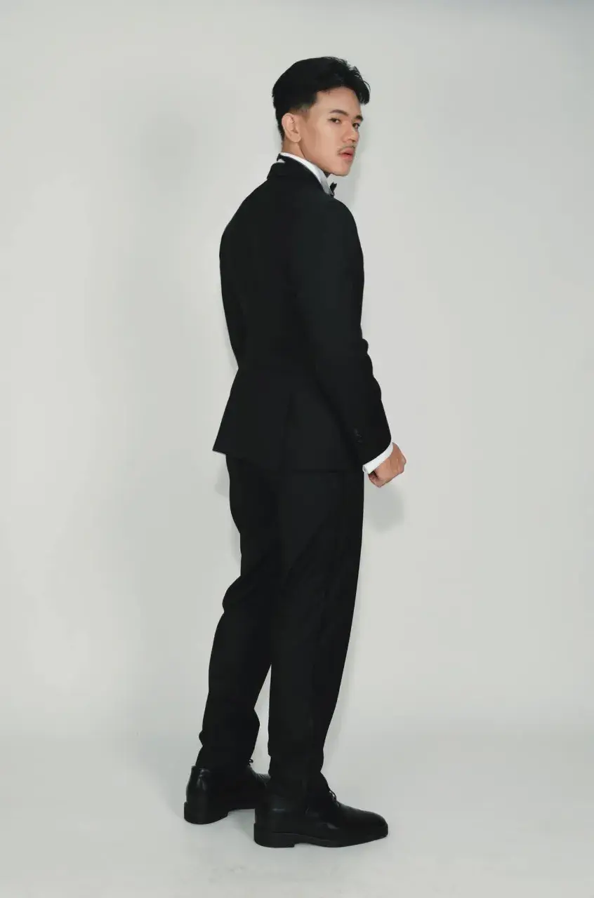 หนุ่มนายเเบบประเทศลาว