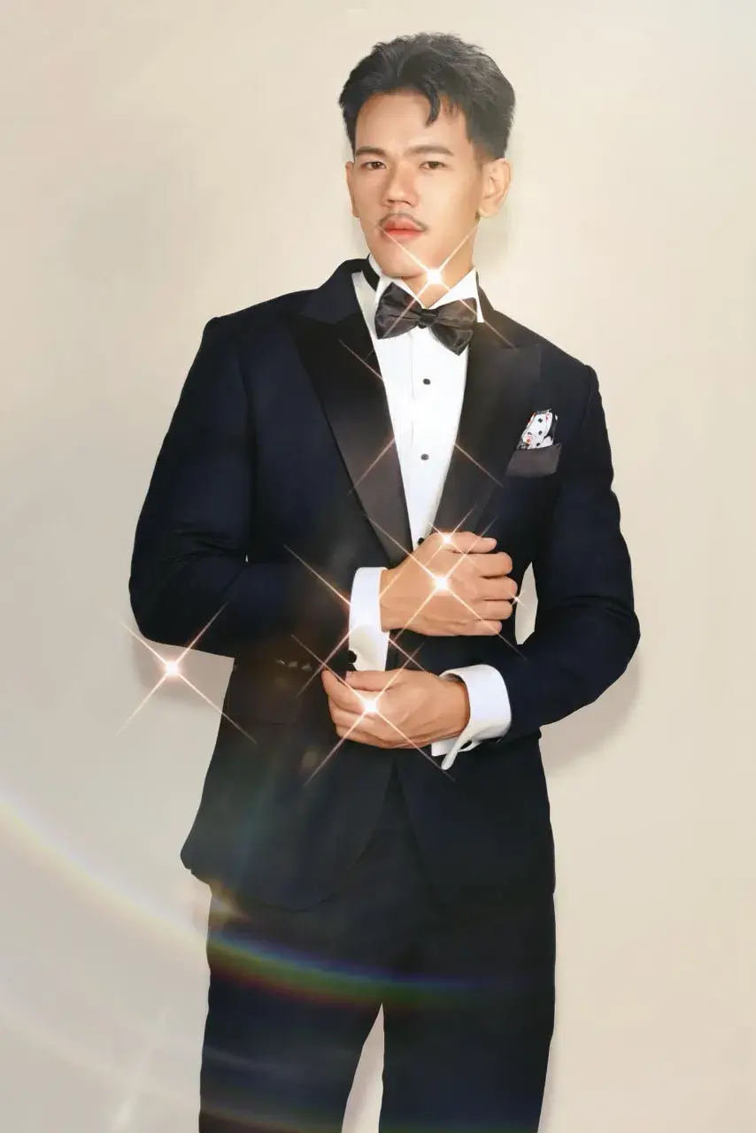 หนุ่มนายเเบบประเทศลาว