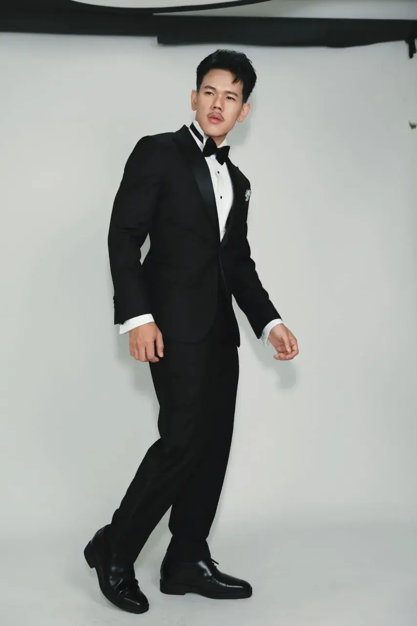 หนุ่มนายเเบบประเทศลาว