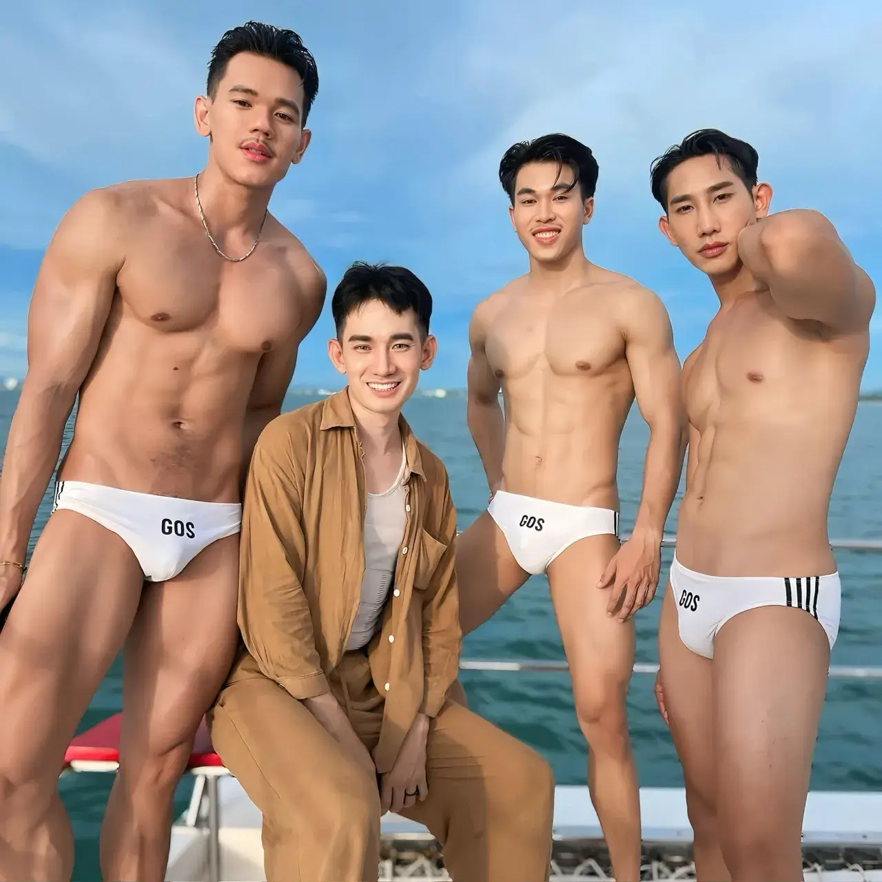 หนุ่มนายเเบบประเทศลาว