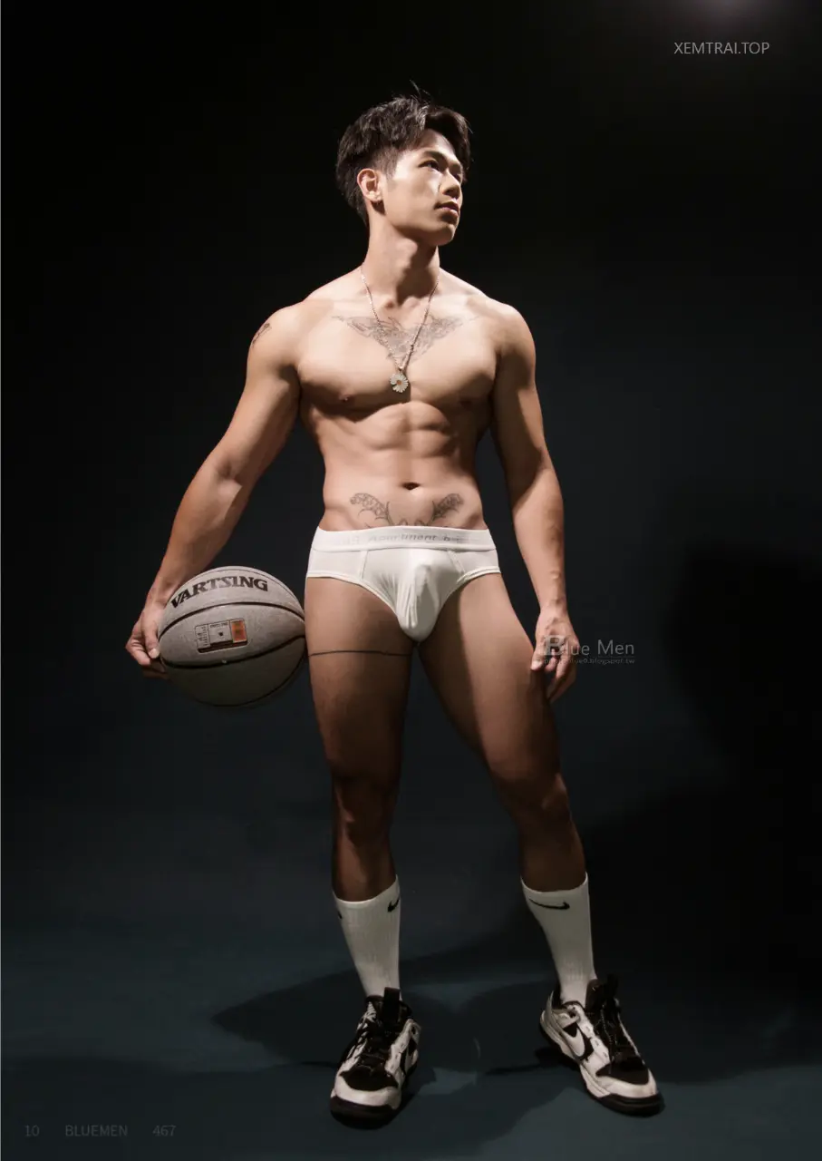 Photobook : BLUE MEN 467