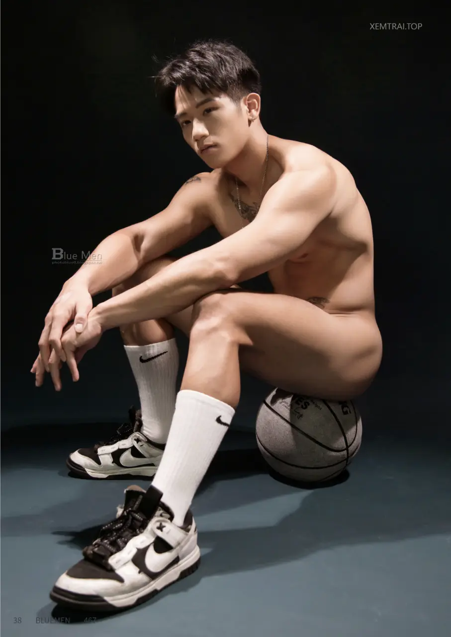 Photobook : BLUE MEN 467