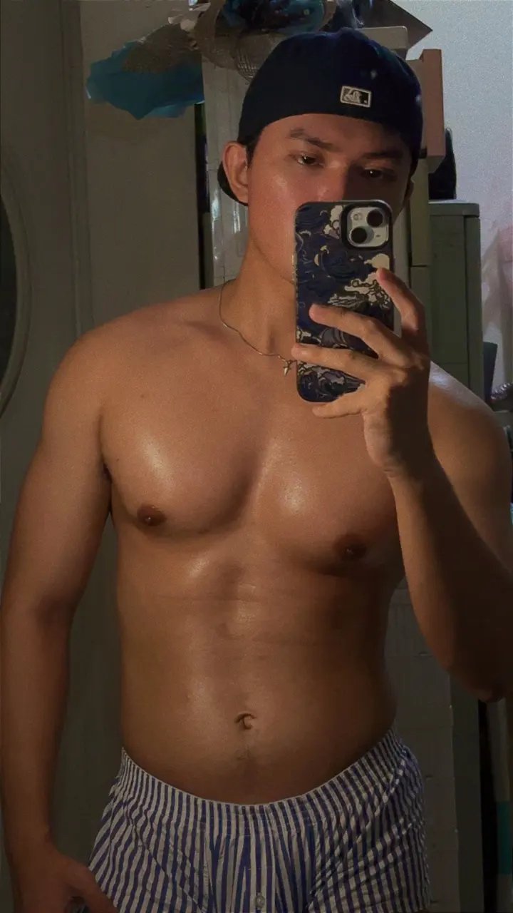 รูปหล่อเร้าอารมณ์ . 13