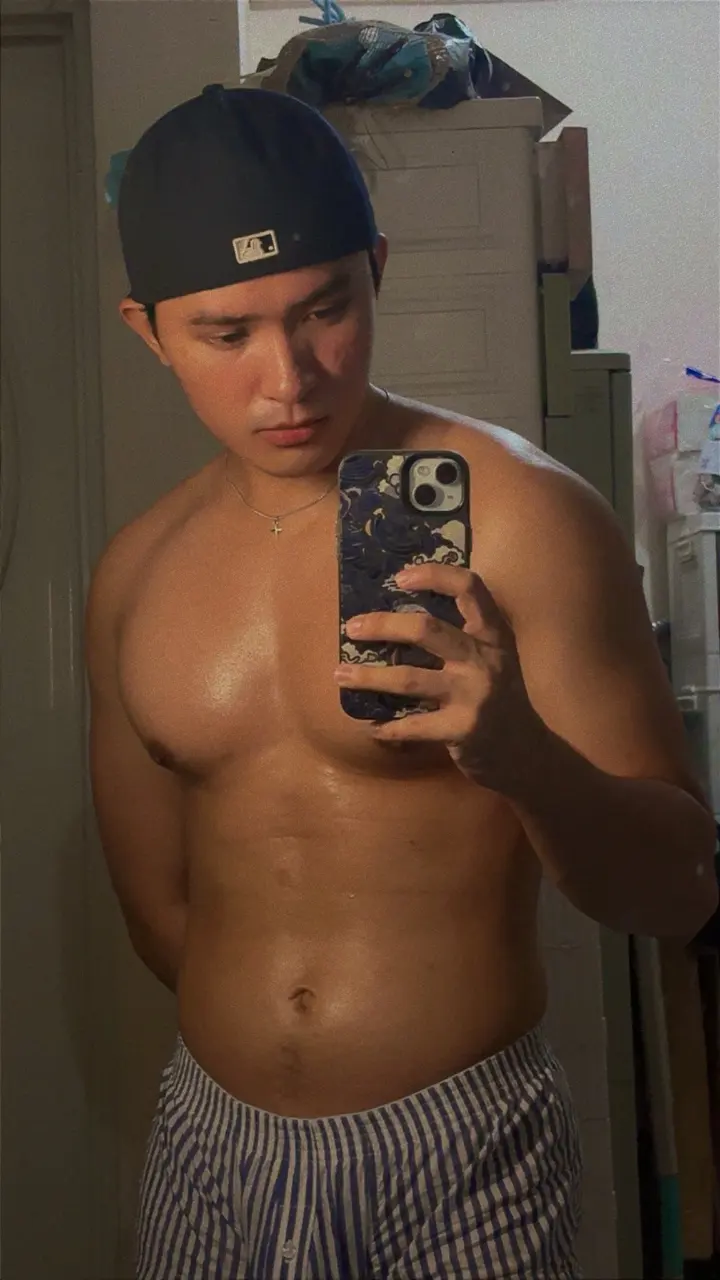 รูปหล่อเร้าอารมณ์ . 13